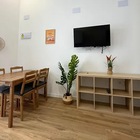 Urban Loft Benicalap 아파트