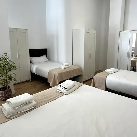 Urban Loft Benicalap 아파트 *