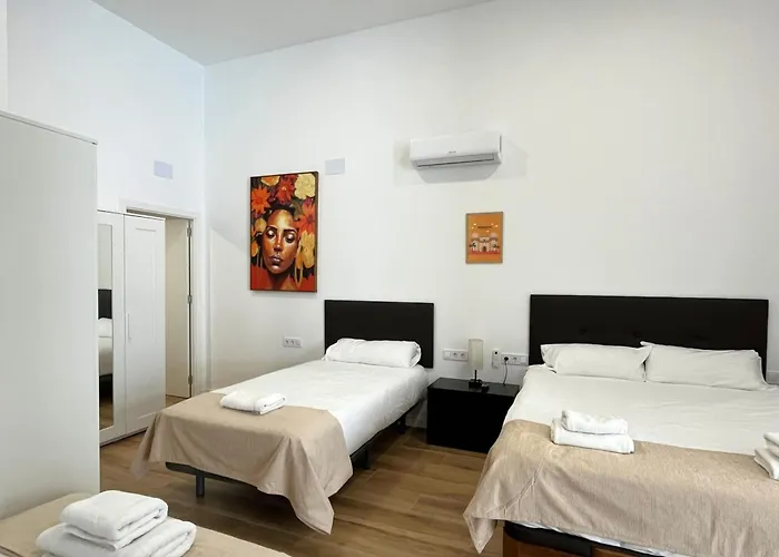 Urban Loft Benicalap Apartmán *